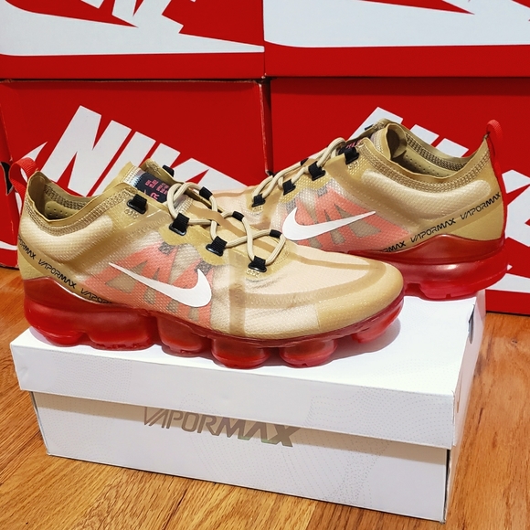 NIKE AIR VAPORMAX 2019: Size- 10 - Picture 9 of 11